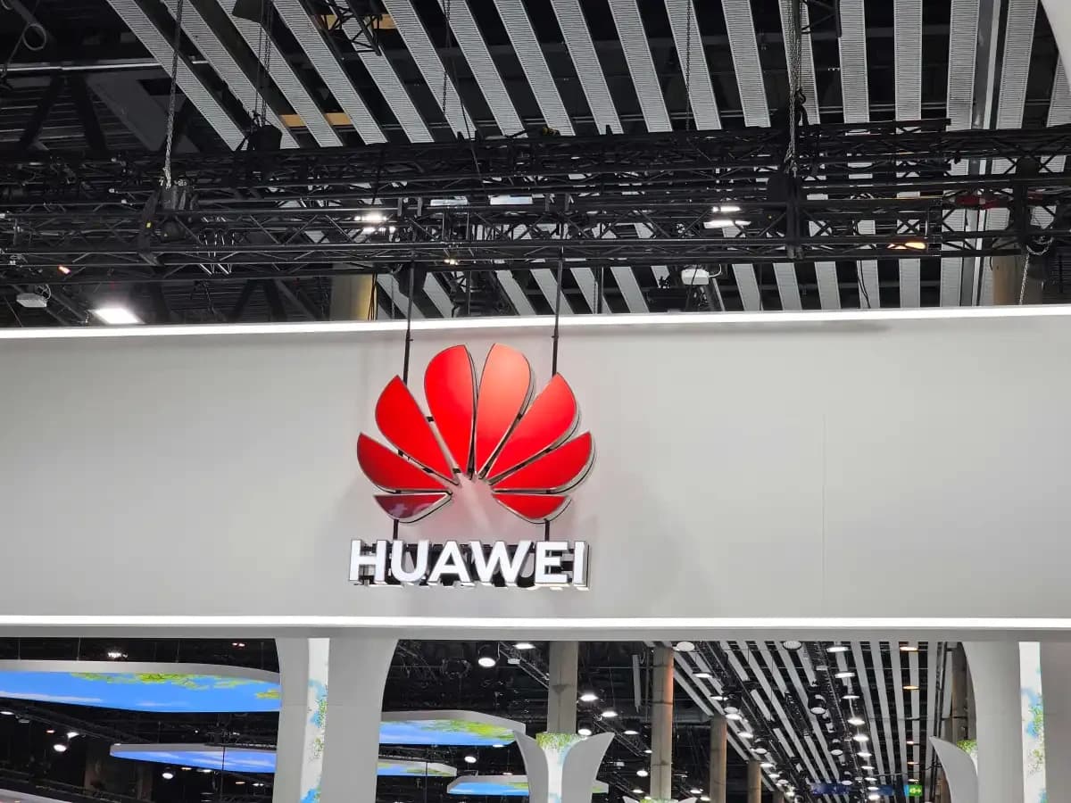 Huawei ускорила выпуск конкурента чипов Nvidia для ИИ: Ascend 960DT выйдет в начале 2027