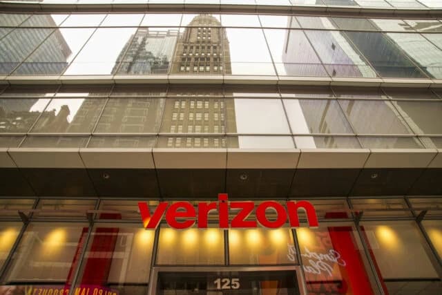 Verizon продает темное волокно Google