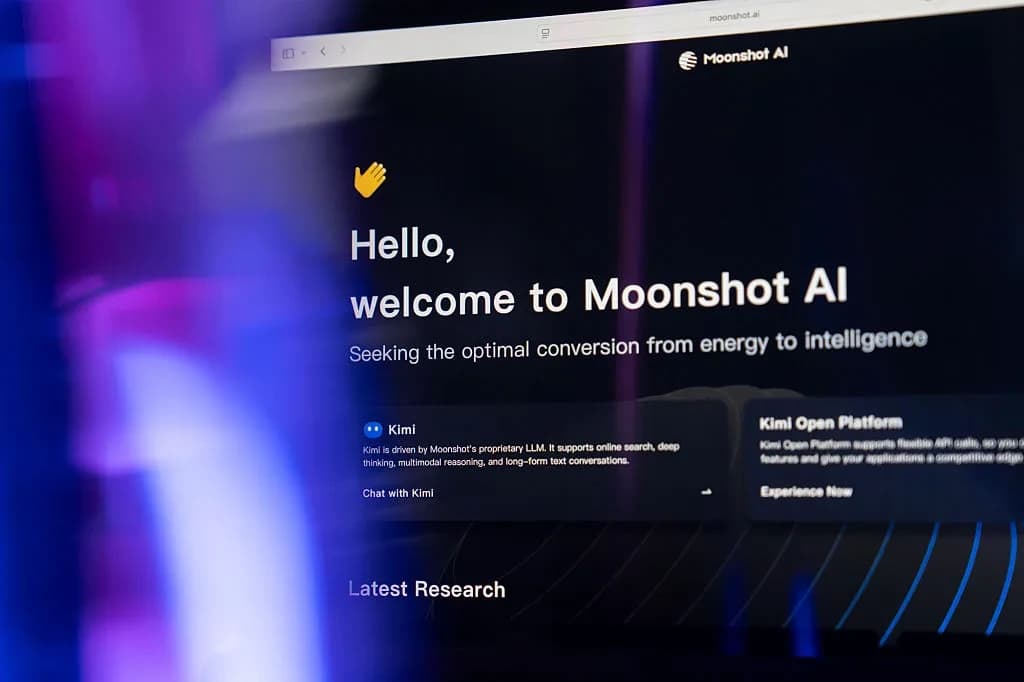 Минфин США пригрозил санкциями Moonshot за дистилляцию Anthropic Claude Fable
