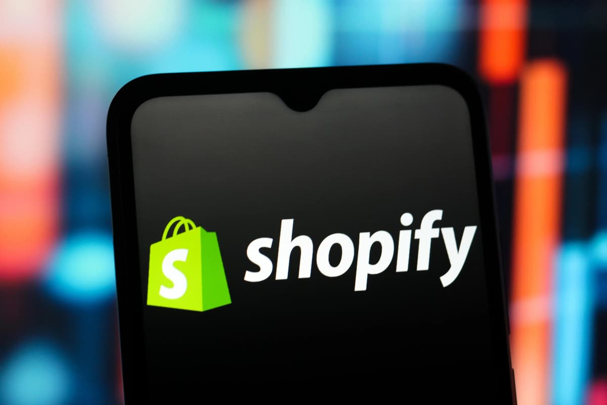 Shopify открыла миллиард товаров для любых ИИ-агентов: что такое ИИ-агент покупатель