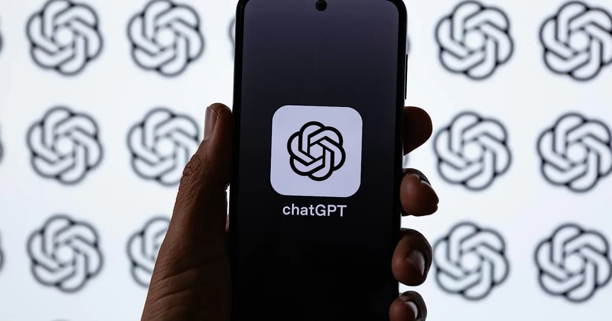 Больше половины пользователей ChatGPT говорят не на английском, но поиск всё ещё тянет из EN
