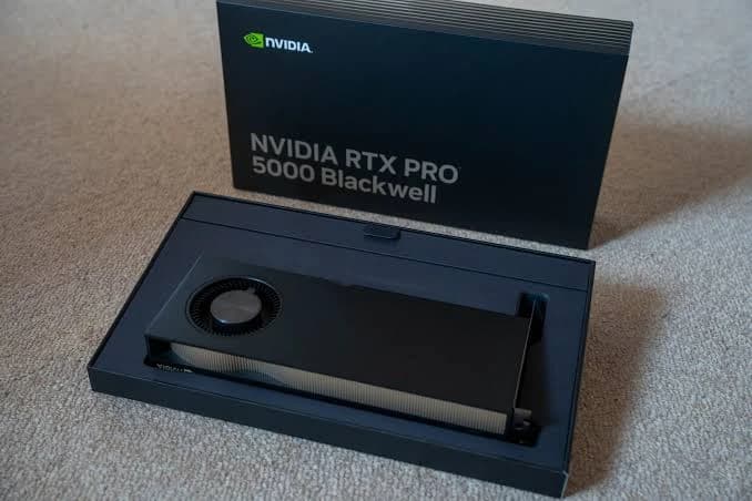 NVIDIA RTX PRO 5000 Blackwell с 72 ГБ: вдвое дешевле флагмана, отставание лишь 17%