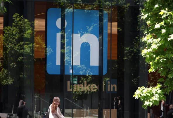 LinkedIn тестирует монетизацию видео и платные консультации: авторам впервые дают зарабатывать
