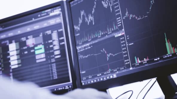 Комиссии маркетплейсов перевалили за 40%: инвестиции в брокеры продаж теряют смысл